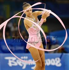 Художественная  гимнастика -принцесса спорта!